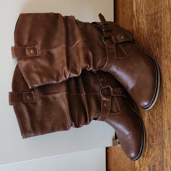 Wild Boots 👢 Size 9 Brown like New - Picture 1 of 4